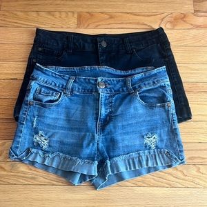 2 pairs of shorts